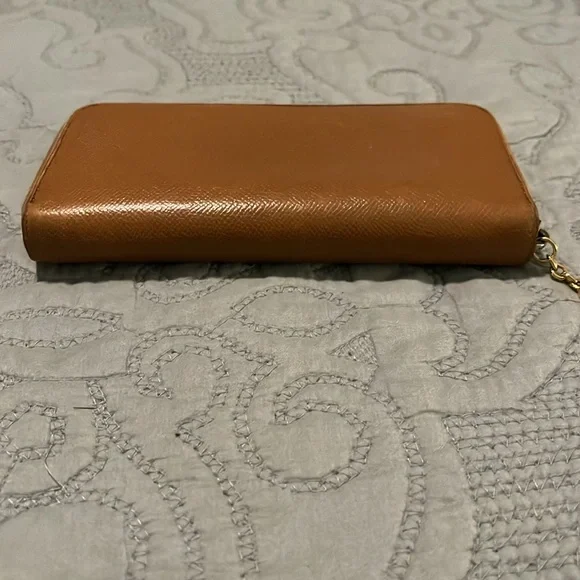 Bvlgari Light Brown Pebble Grain Leather Long Zipper Wallet